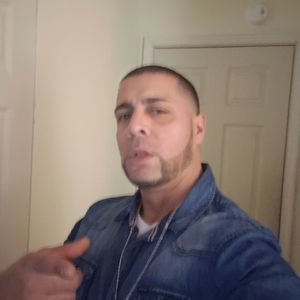 Meet your Posher, Ernesto